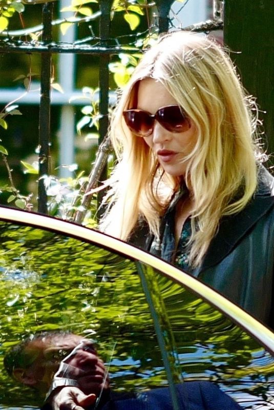 KATE MOSS Out in London 05/19/2021