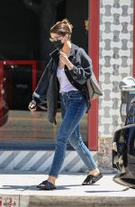 KATHERINE SCHWARZENEGGER Leaves a Salon in Los Angeles 05/24/2021