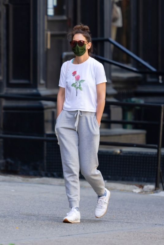 KATIE HOLMES Out and About in New York 05/25/2021