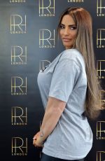 KATIE PRICE and Carl Woods Out on Walton Street in Knightsbridge 05/06/2021