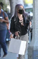 KELLY OSBOURNE Out Shopping in Larchmont Village in Los Angeles 04/30/2021