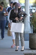 KELLY OSBOURNE Out Shopping in Larchmont Village in Los Angeles 04/30/2021