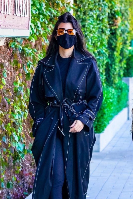 KOURTNEY KARDASHIAN at Taverna Tony in Malibu 05/11/2021