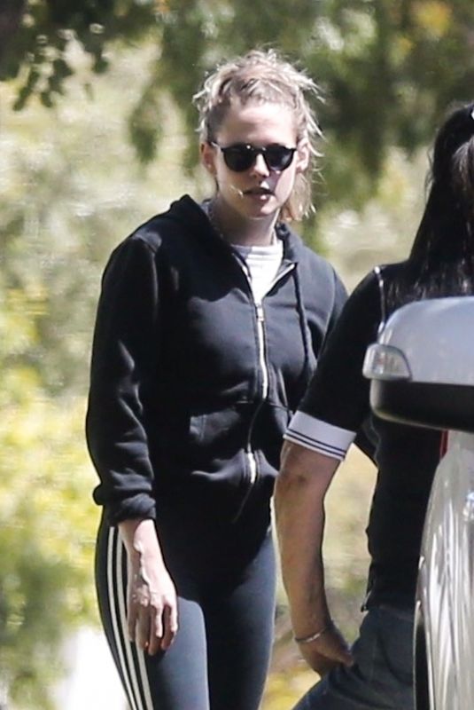 KRISTEN STEWART Out in Los Feliz 05/03/2021