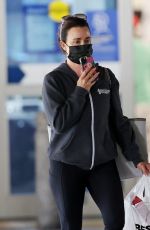 KYLE RICHARDS Shopping at BestBuy in Los Angeles 05/18/2021