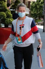 LAURA SIEGEMUND Arrives at Her Hotel After Training at Roland Garros 05/29/2021