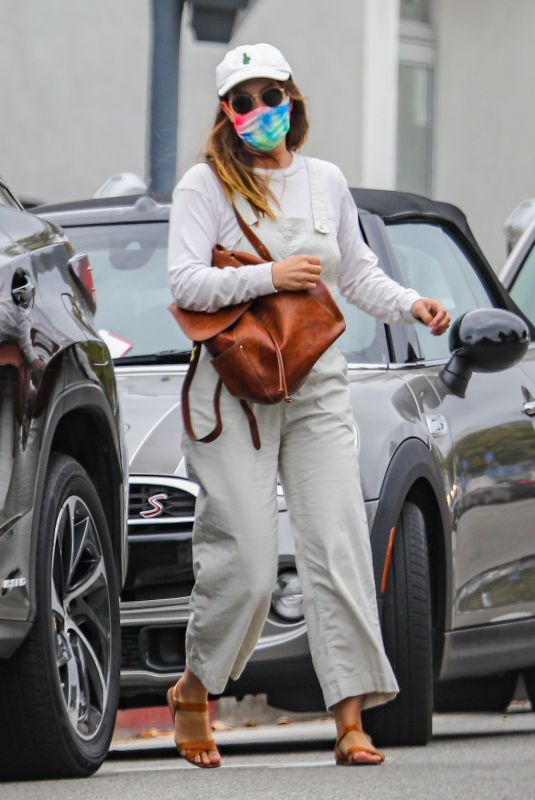 LEIGHTON MEESTER Out in Pacific Palisades 05/10/2021