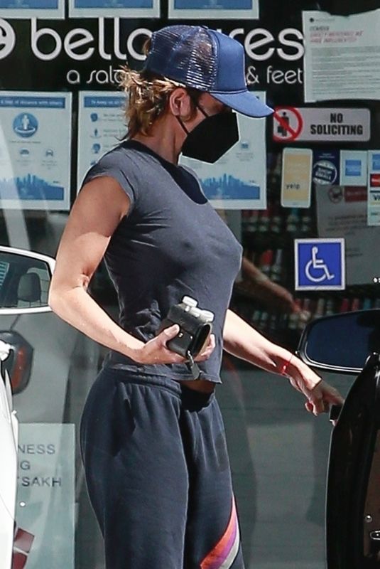LISA RINNA Out for a Juice in Studio City 04/30/2021