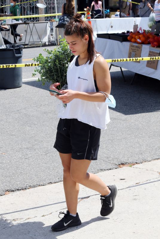 MELANIE WOZNIAK Shopping at a Local Farmers Market 05/02/2021