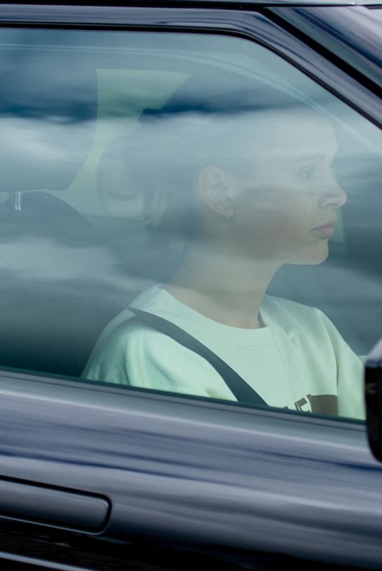 MOLLY MAE HAGUE Drives Her Land Rover Discovery after Passing Her Driving License Test in Manchester 05/22/2021