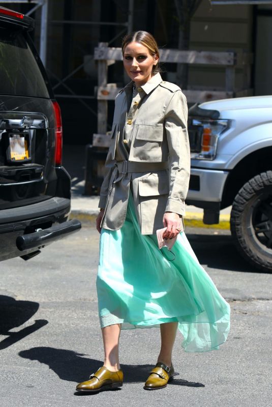 OLIVIA PALERMO Out for Lunch in New York 05/19/2021