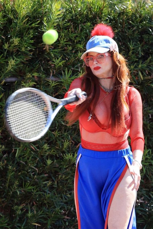 PHOEBE PRICE at a Tennis Courts in Los Angeles 05/27/2021