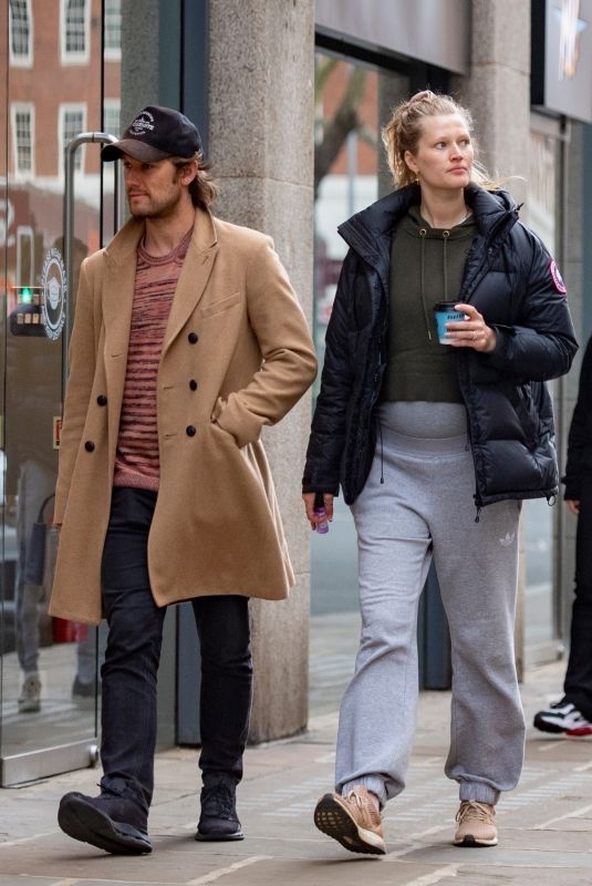 Pregnant TONI GARRN and Alex Pettyfer Out Shopping in London 05/04/2021