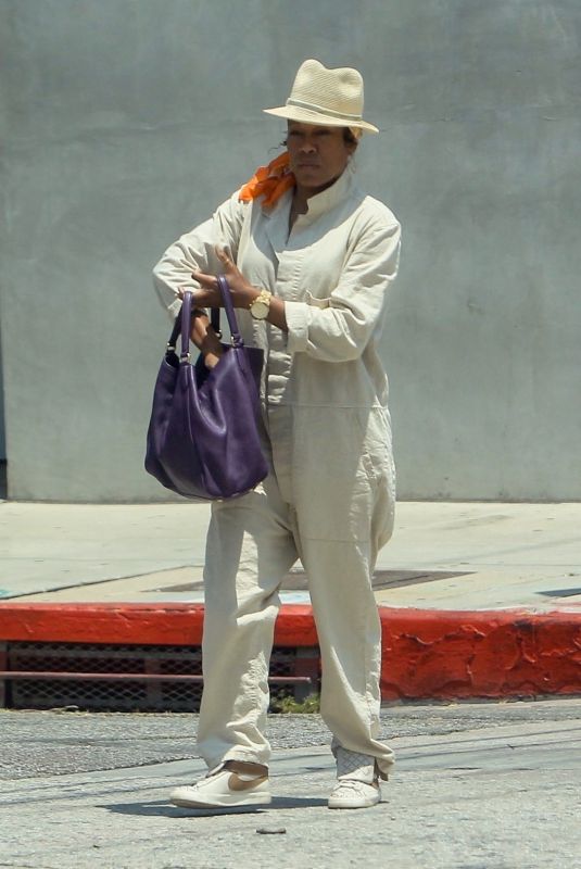 REGINA KING Out Shopping in West Hollywood 05/19/2021