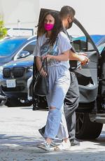 RUMER WILLIS Out for Lunch at South Beverly Grill in Beverly Hills 05/25/2021