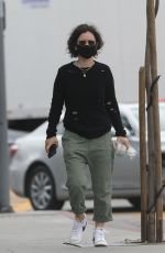 SARA GILBERT at Kreation Organic Juicery in West Hollywood 05/13/2021