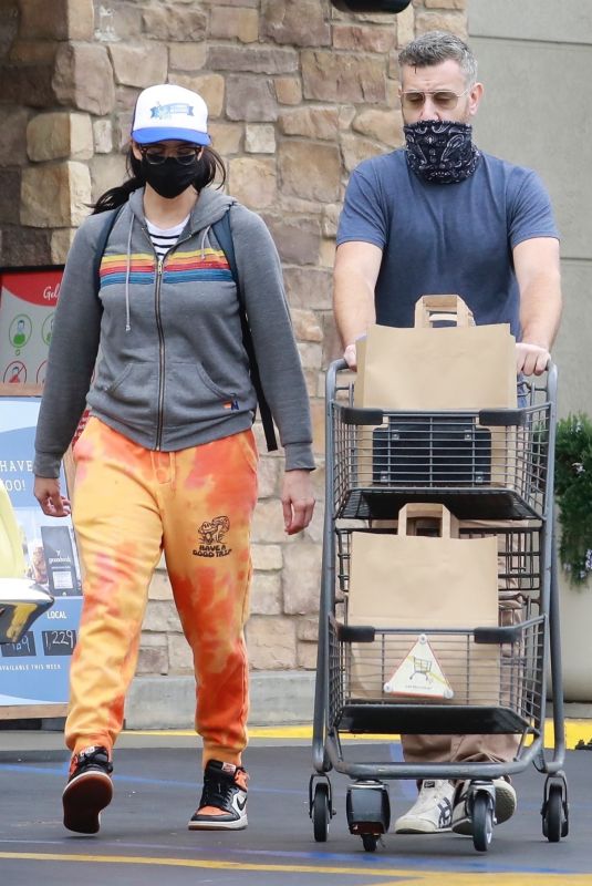 SARAH SILVERMAN Out Shopping in Los Feliz 05/15/2021