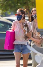 SCOUT and TALLULAH WILLIS Shopping at The Grove in Los Angeles 05/27/2021