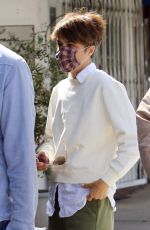 SELMA BLAIR Shopping at Estate Sale in Hollywood Hills 05/22/2021