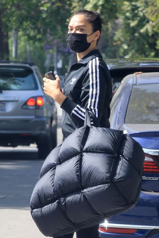 SHANINA SHAIK Heading to a Gym in West Hollywood 05/27/2021
