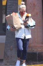 SHARNA BURGESS Shopping at a Pet Store inMalibu 05/17/2021