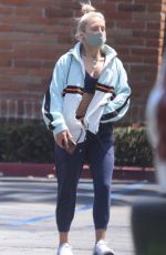 SHARNA BURGESS Shopping at a Pet Store inMalibu 05/17/2021