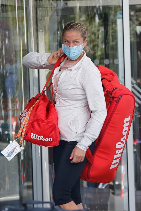 SHELBY ROGERS Arrives at Her Hotel After Training at Roland Garros 05/29/2021