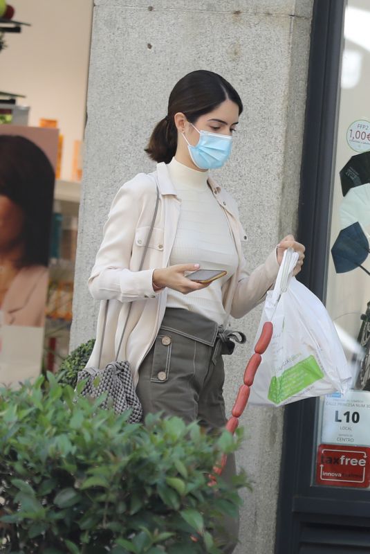 SOFIA PALAZUELO Out with Her Dog in Madrid 05/16/2021