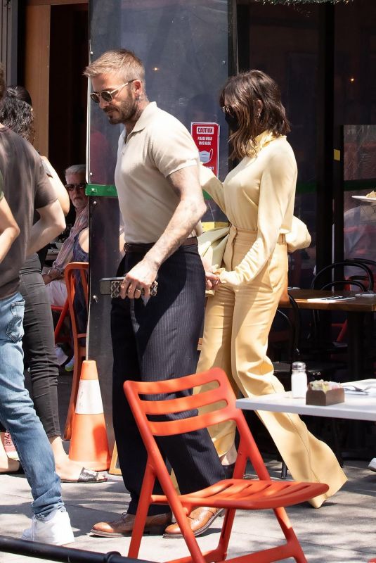 VICTORIA and David BECKHAM Leaves Bar Pitti in New York 05/26/2021