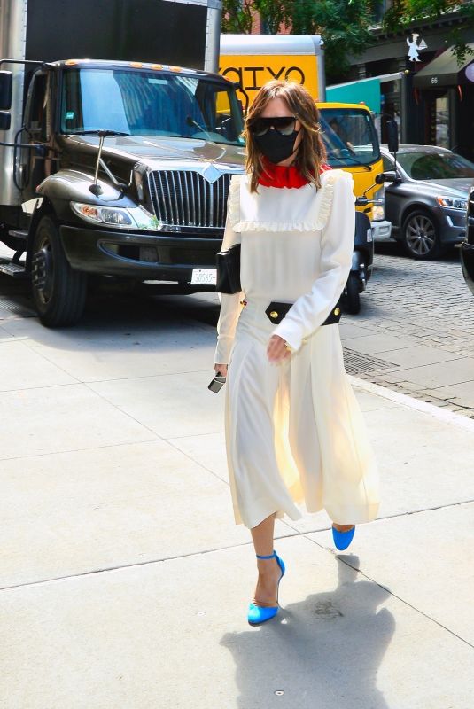 VICTORIA BECKHAM Out and About in New York 05/25/2021