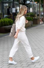 VOGUE WILLIAMS Arrives at Steph