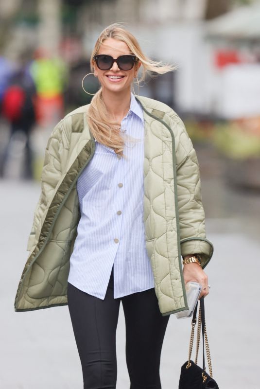 VOGUE WILLIAMS Out in London 05/20/2021