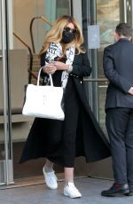 WENDY WILLIAMS Leaves Her Apartment in New York 05/11/2021