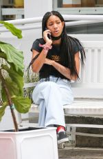WILLOW SMITH Chatting on Phone in New York 05/24/2021