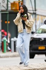 WILLOW SMITH Chatting on Phone in New York 05/24/2021