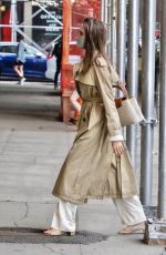 ANGELINA JOLIE Leaves Her Ex-husband Jonny Lee Miller