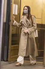 ANGELINA JOLIE Leaves Her Ex-husband Jonny Lee Miller