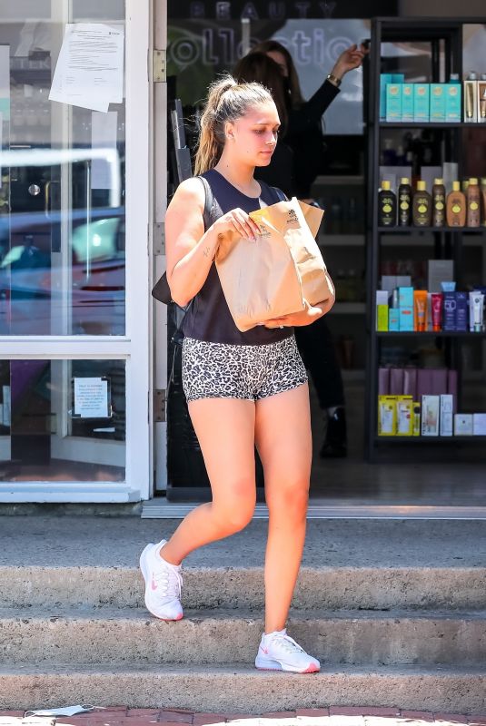 APRIL LOVE GEARY in Tight Shorts Getting a Sandwich in Malibu 06/08/2021