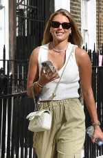 ARABELLA CHI Leaves a Hair Salon in Chelsea 06/10/2021