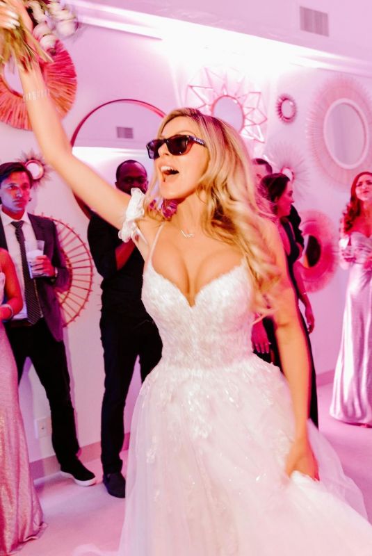 ASHLEY SCHULTZ - Wedding Instagram Photos 06/22/2021