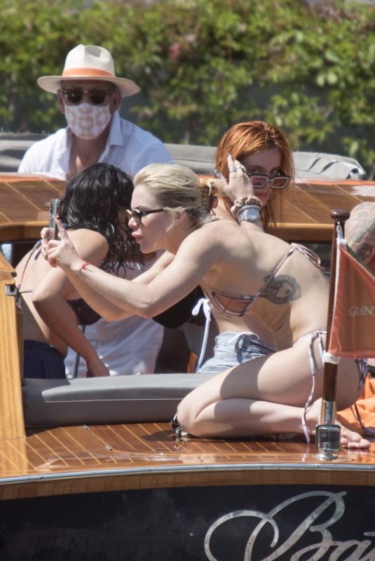 BELLA and KAILI THORNE Boating in Lake Como with Friends 06/24/2021