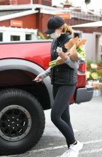 CHRISTINA and KATHERINE SCHWARZENEGGER Buys Flowers in Los Angeles 06/07/2021