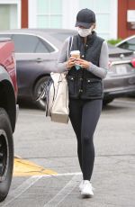 CHRISTINA and KATHERINE SCHWARZENEGGER Buys Flowers in Los Angeles 06/07/2021