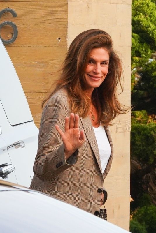 CINDY CRAWFORD Arrives at Nobu in Malibu 06/28/2021