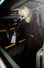 COURTNEY LOVE Leaves Annabel