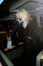 COURTNEY LOVE Leaves Annabel