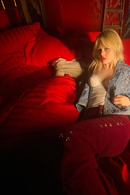 EMILY ALYN LIND for The Face Magazine, June 2021