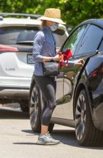 FELICITY HUFFMAN Out wit Her Dogs in Los Angeles 05/31/2021