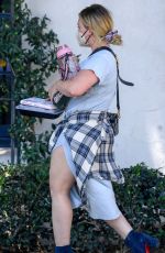 HILARY DUFF Arrives at a Hair Salon in Los Angeles 06/14/2021