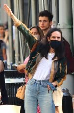 JENNIFER CONNELLY Hailing a Taxi in New York 06/06/2021